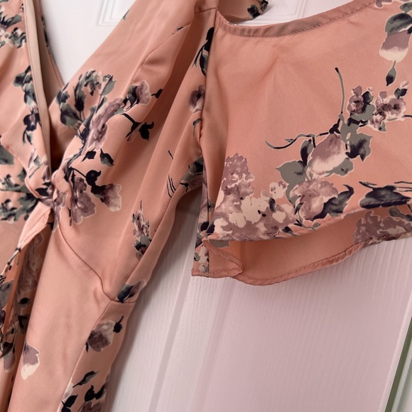 Dee Elly satin floral drop shoulder dress - Picture 6 of 11